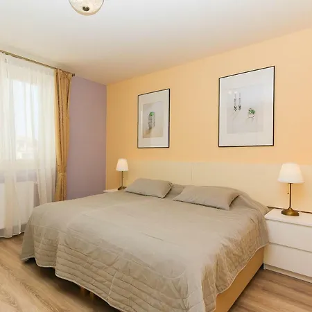 Luxury Machova Prague